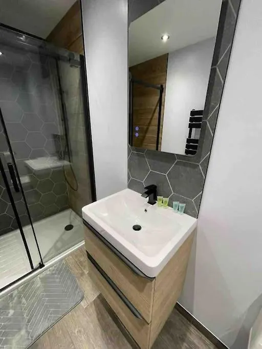 1Bedroom Ground Floor Apartment アバディーン